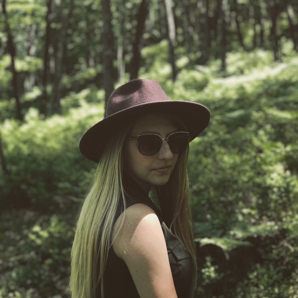 Meet your Posher, Stephanie